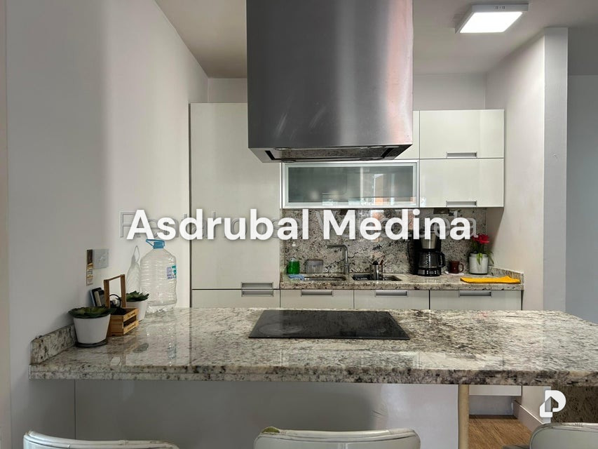 Apartamento en Los Palos Grandes, Caracas – 7