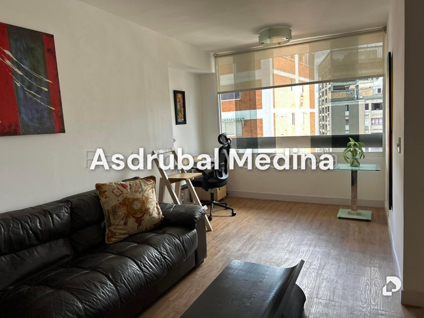 Apartamento en Los Palos Grandes, Caracas – 3