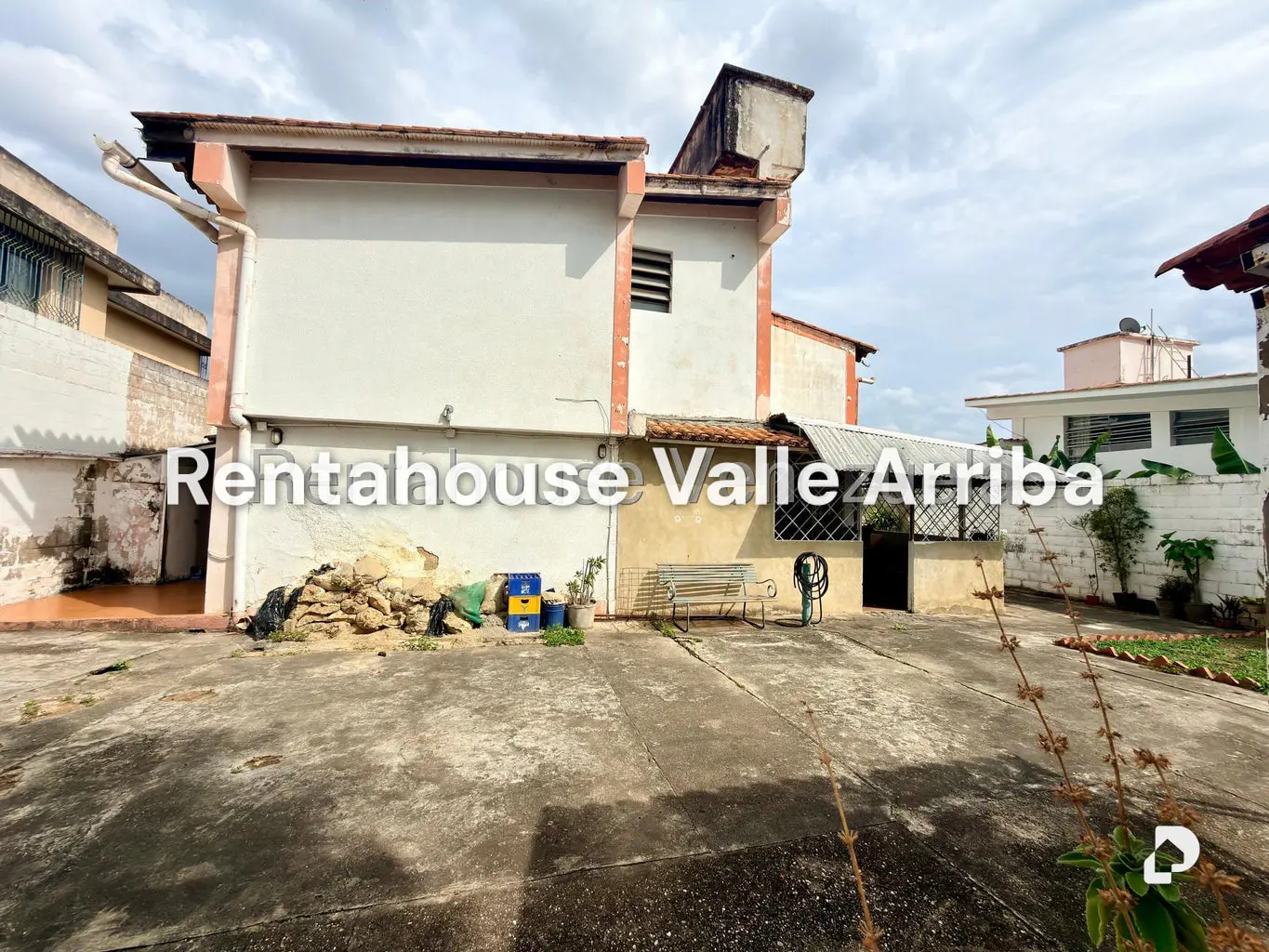House in El Marqués, Caracas – 27