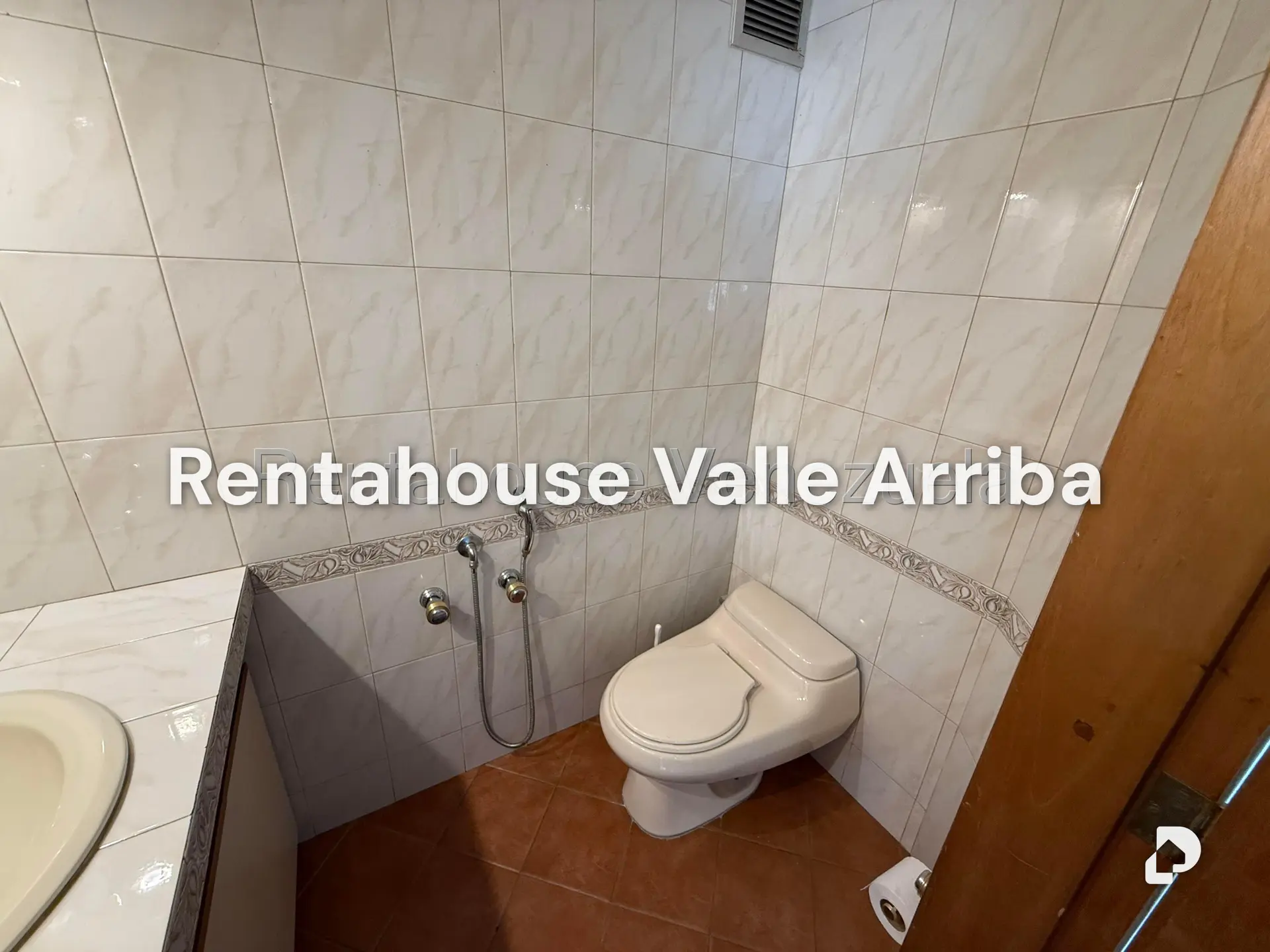 Apartamento en Campo Alegre, Caracas – 15