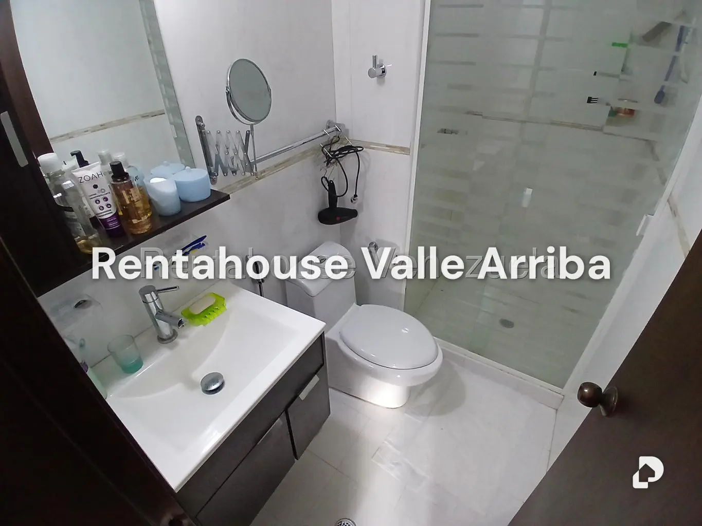 Apartamento en Los Naranjos Humboldt, Caracas – 15
