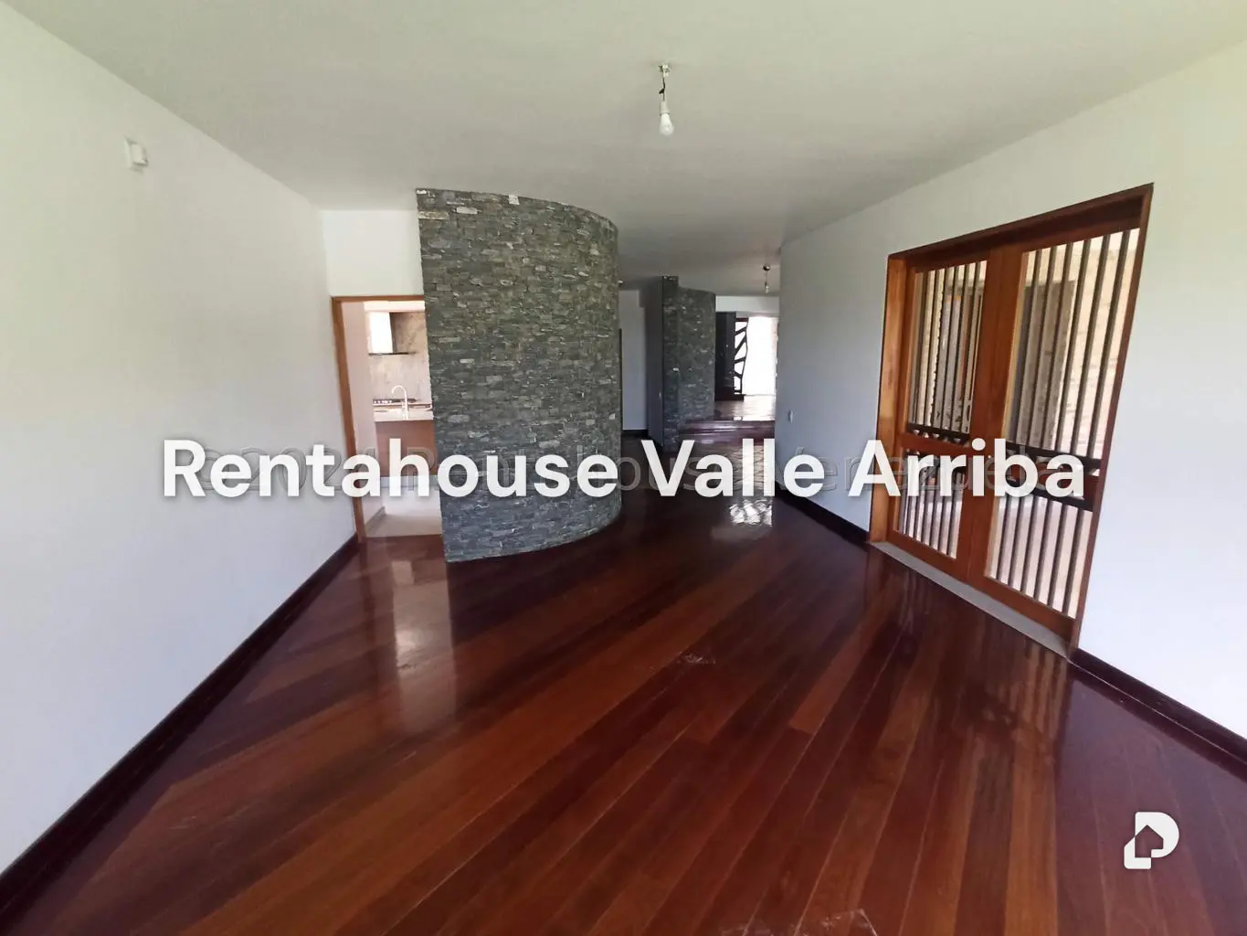 Casa en La Lagunita Country Club, Caracas – 10