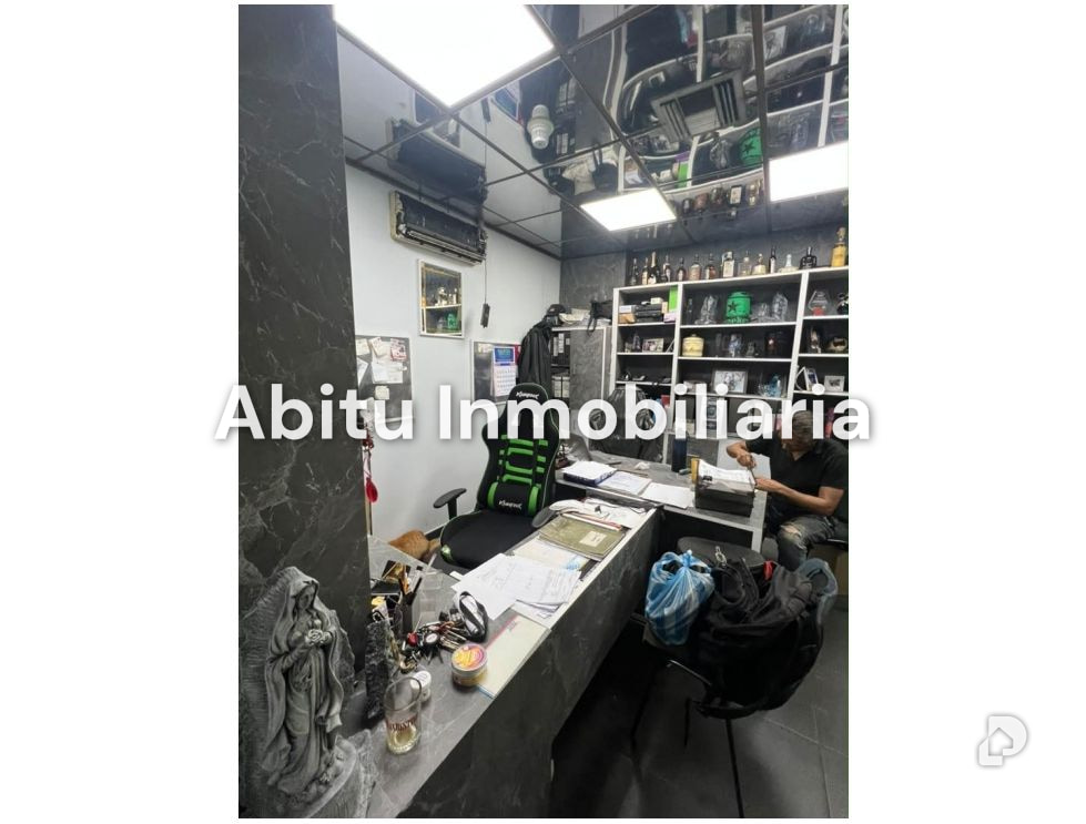 Local comercial en El Silencio, Caracas – 17