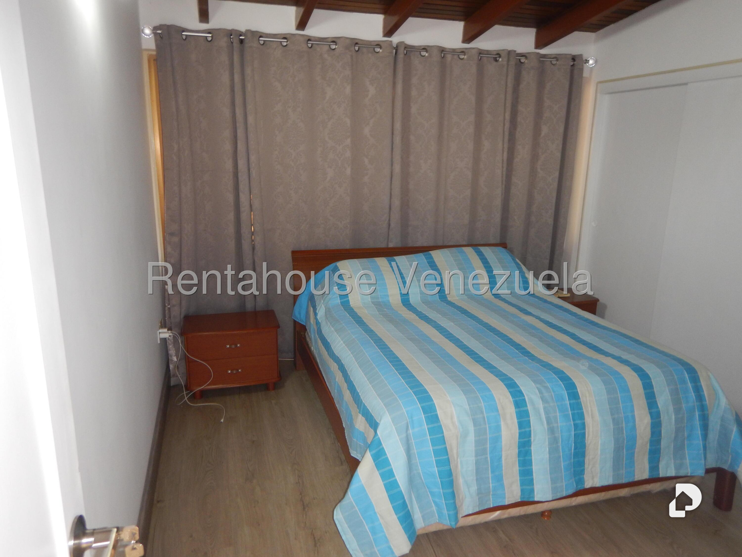 Casa en La Boyera, Caracas – 16