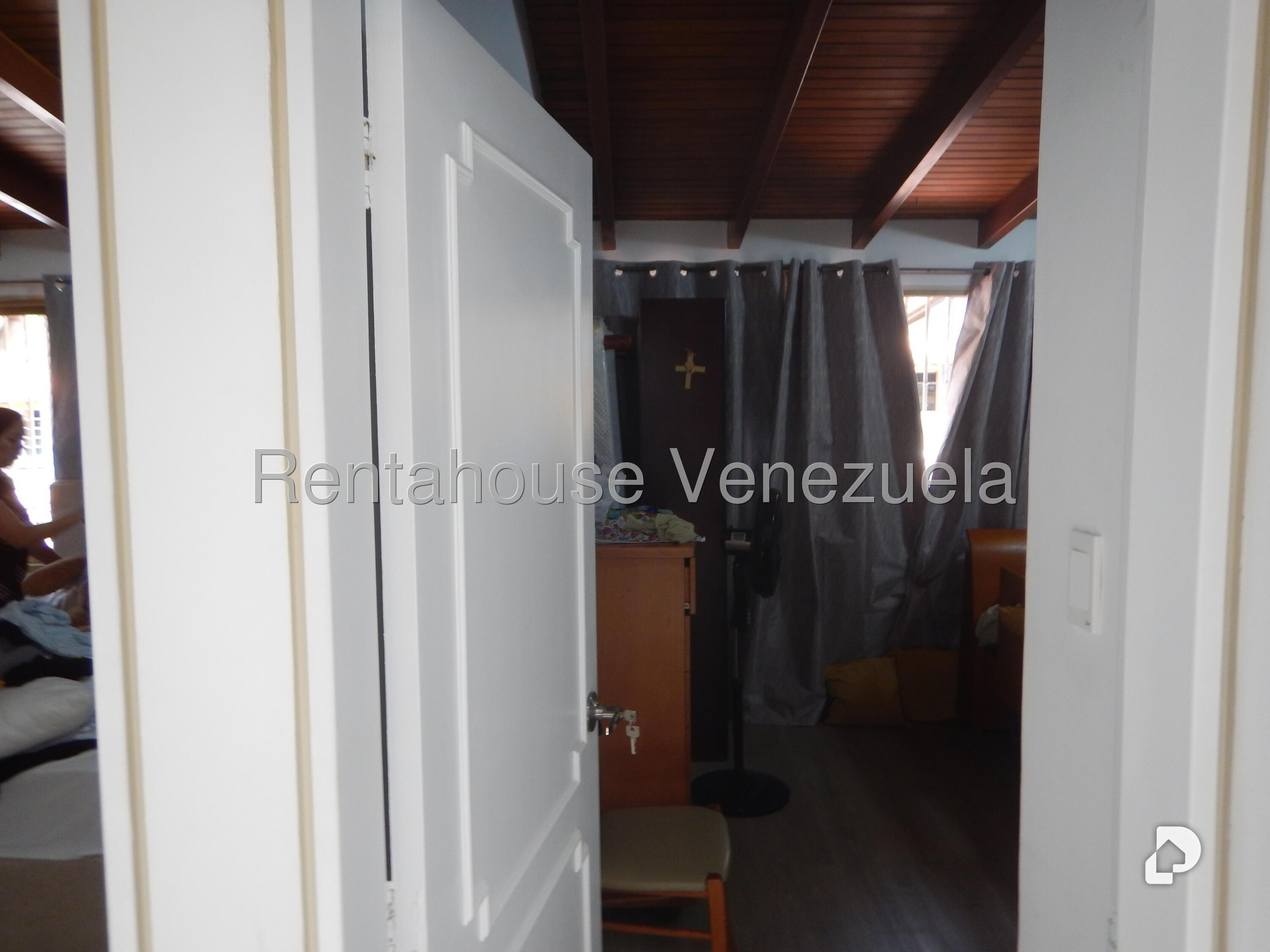 Casa en La Boyera, Caracas – 28