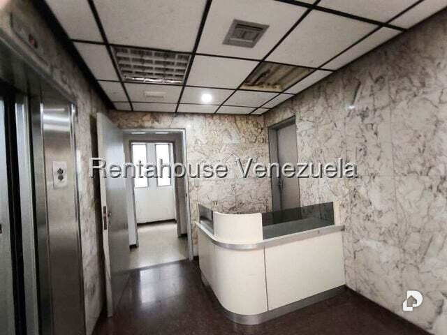 Oficina en La Urbina, Caracas – 4