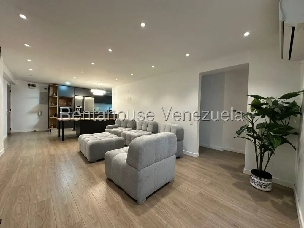 Apartment in El Cafetal, Caracas - 1