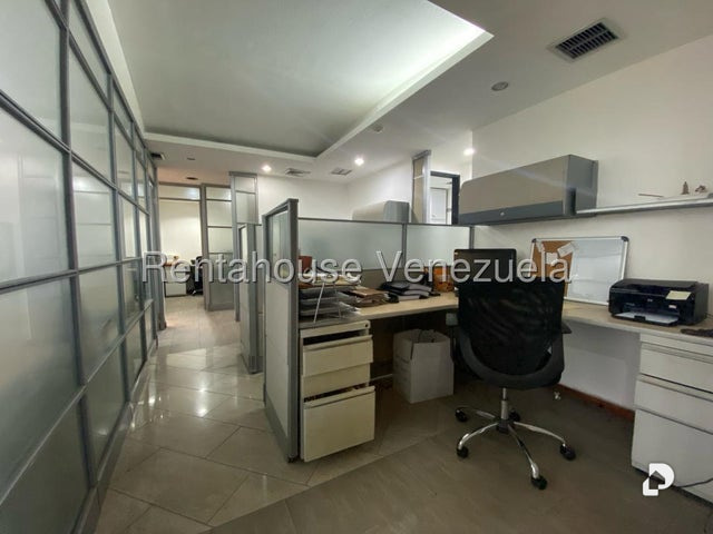 Oficina en Prados del Este, Caracas – 12