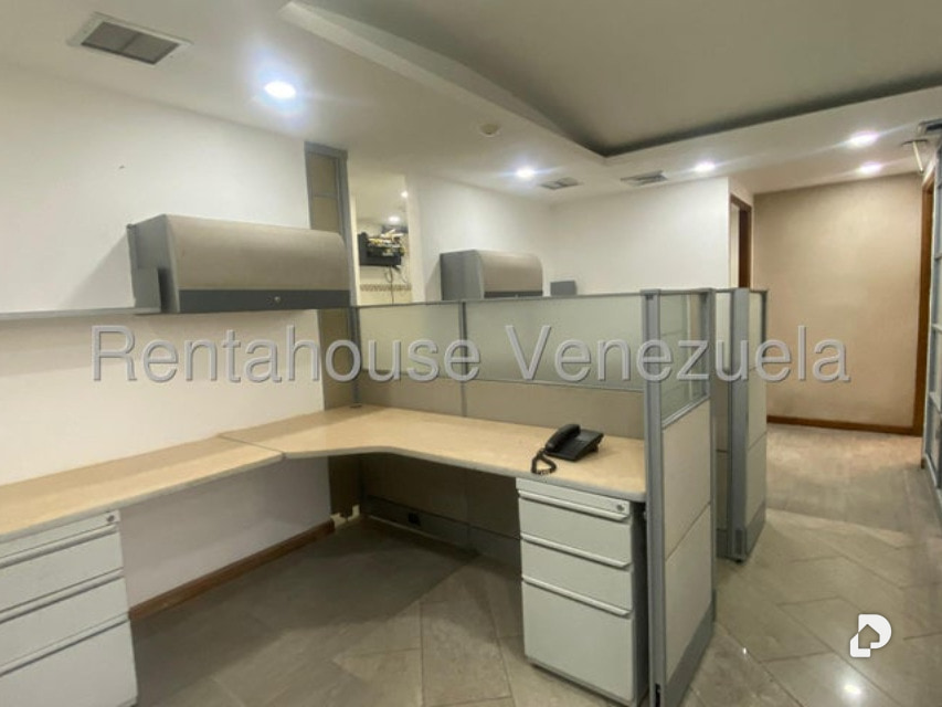 Oficina en Prados del Este, Caracas – 11