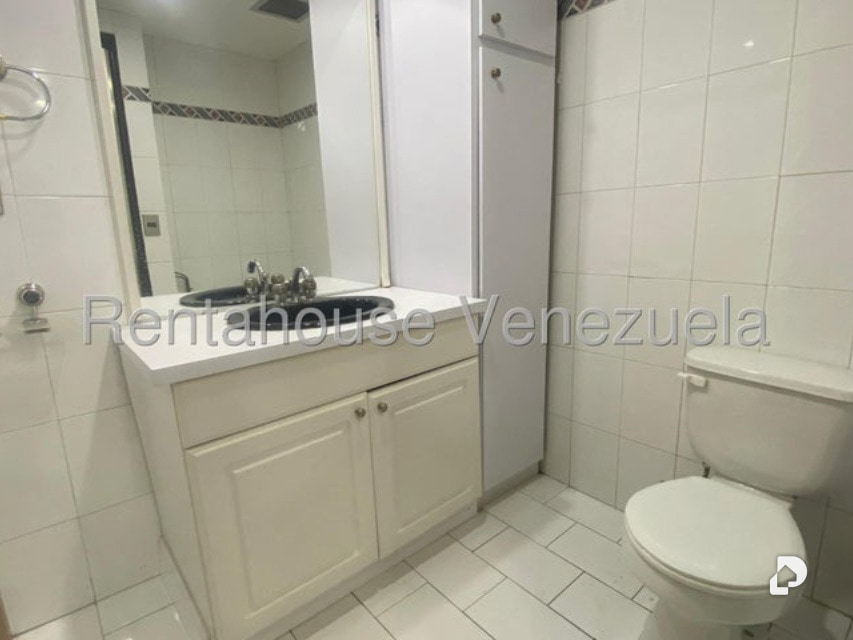 Oficina en Prados del Este, Caracas – 14