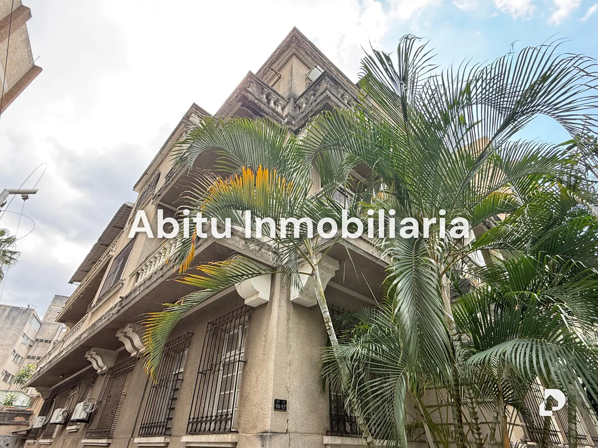 Building in La Florida, Caracas – 2