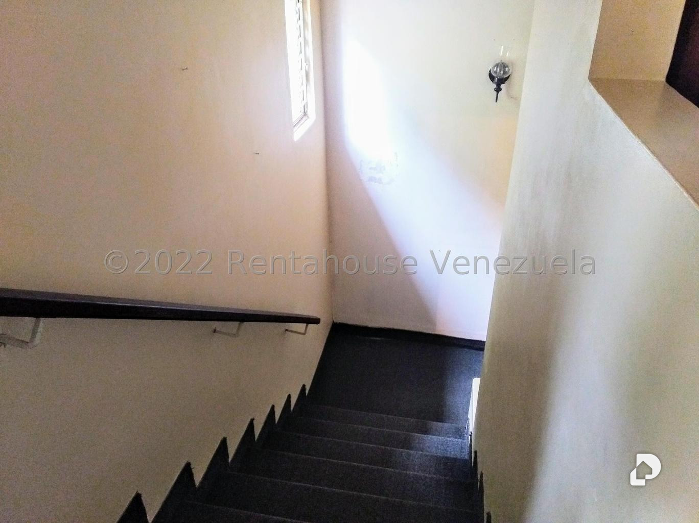 Casa en Oripoto, Caracas – 13