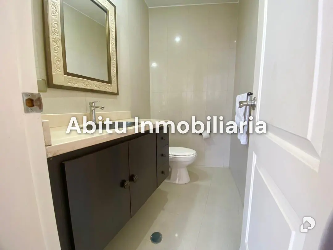 Casa en La Lagunita, Caracas – 22