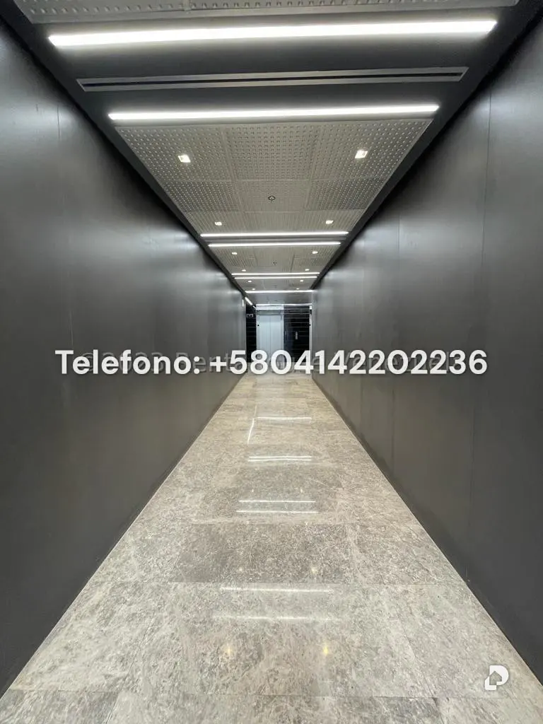 Oficina en Las Mercedes, Caracas – 6