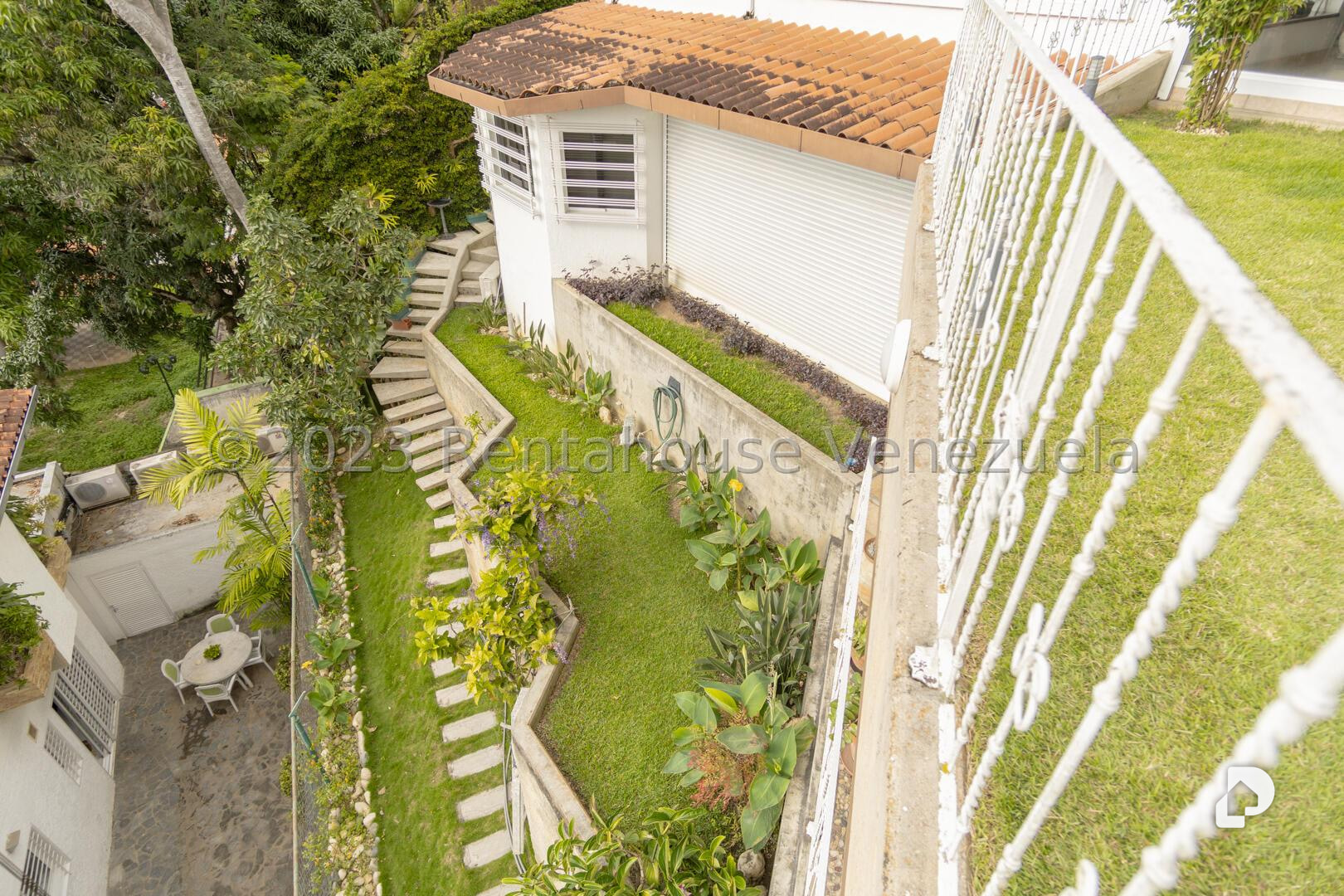 Casa en Colinas del Tamanaco, Caracas – 25