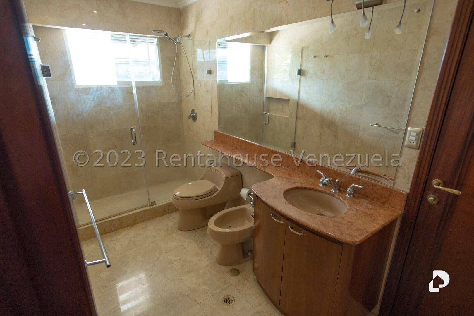 Casa en Colinas del Tamanaco, Caracas – 40