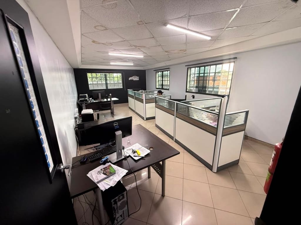 Warehouse in Barquisimeto - 1