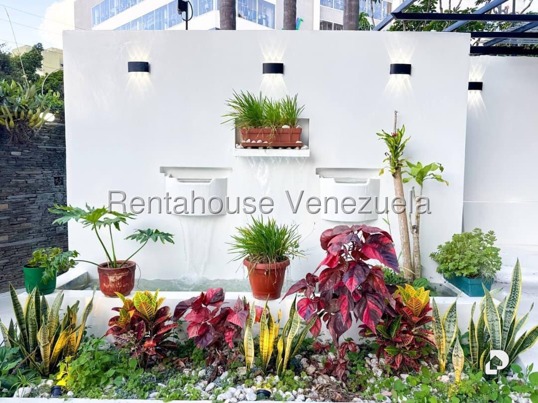 Apartamento en La Boyera, Caracas – 2