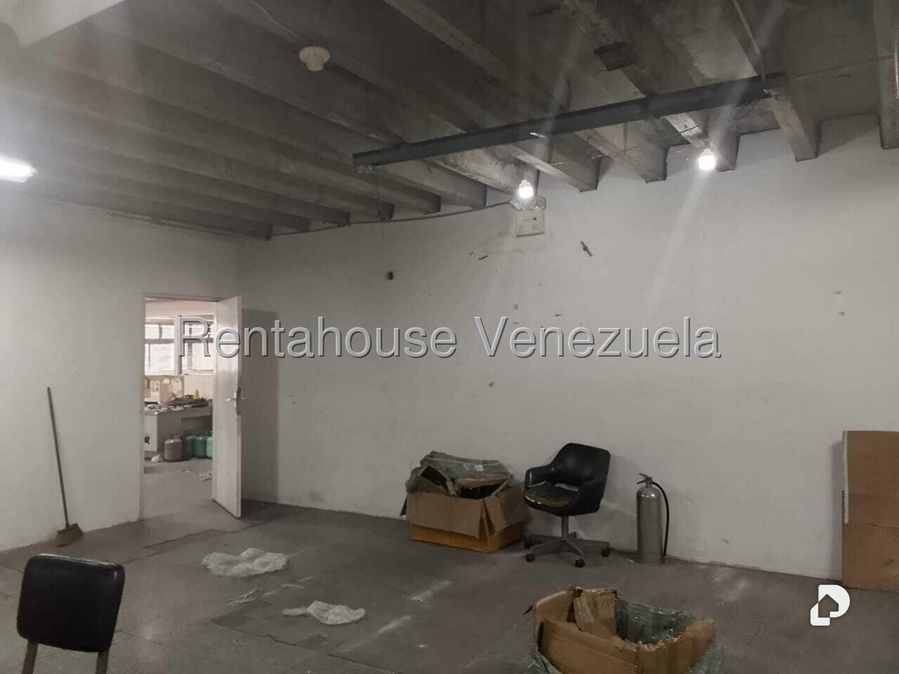 Local comercial en Parroquia Altagracia, Caracas – 11