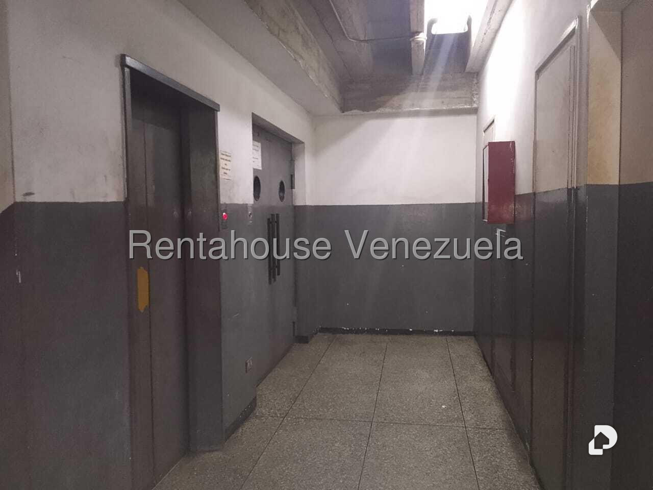 Local comercial en Parroquia Altagracia, Caracas – 6