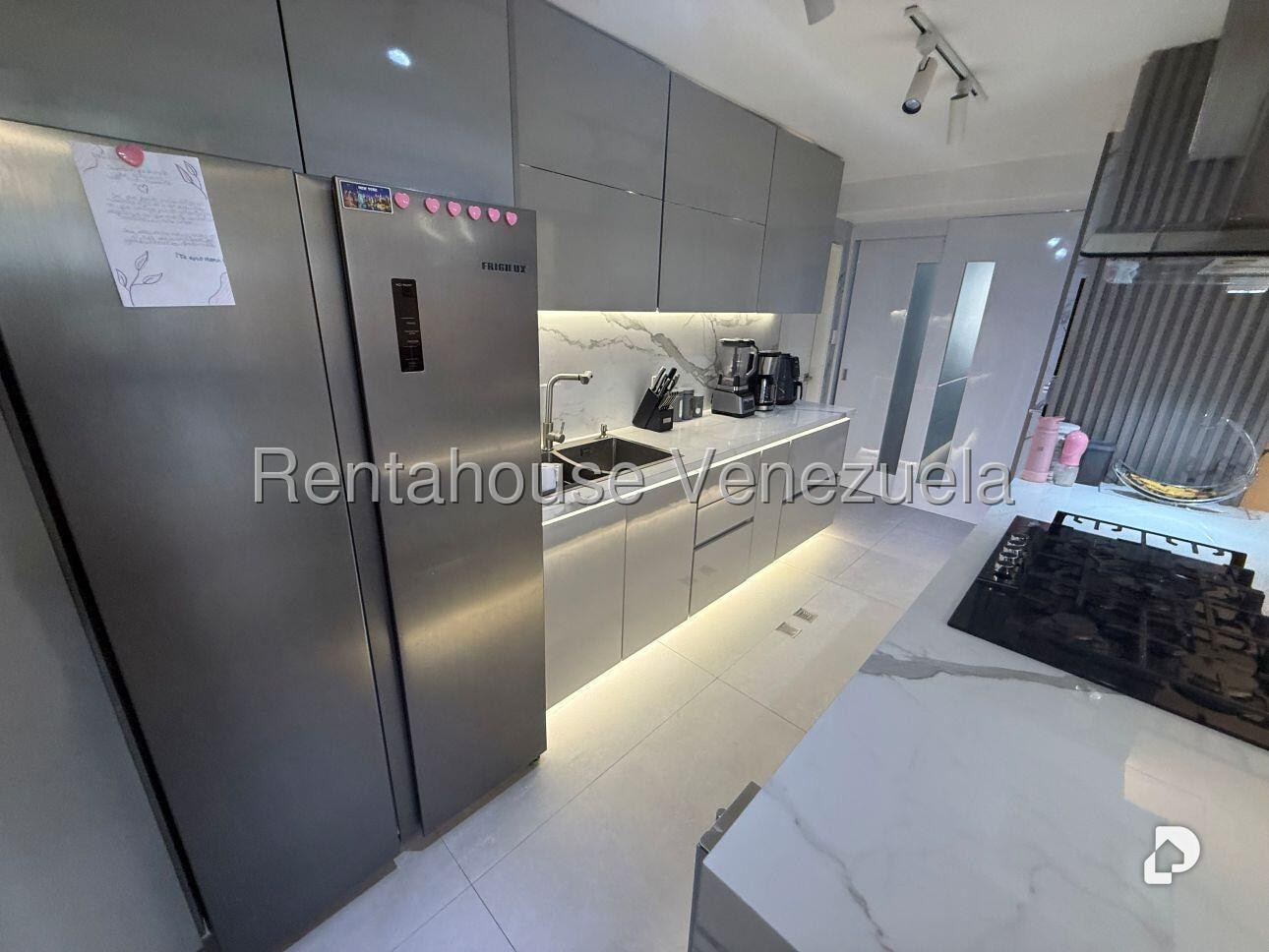Apartamento en El Cigarral, Caracas – 3