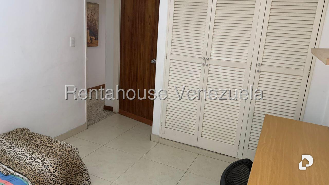 Apartamento en Colinas de La California, Caracas