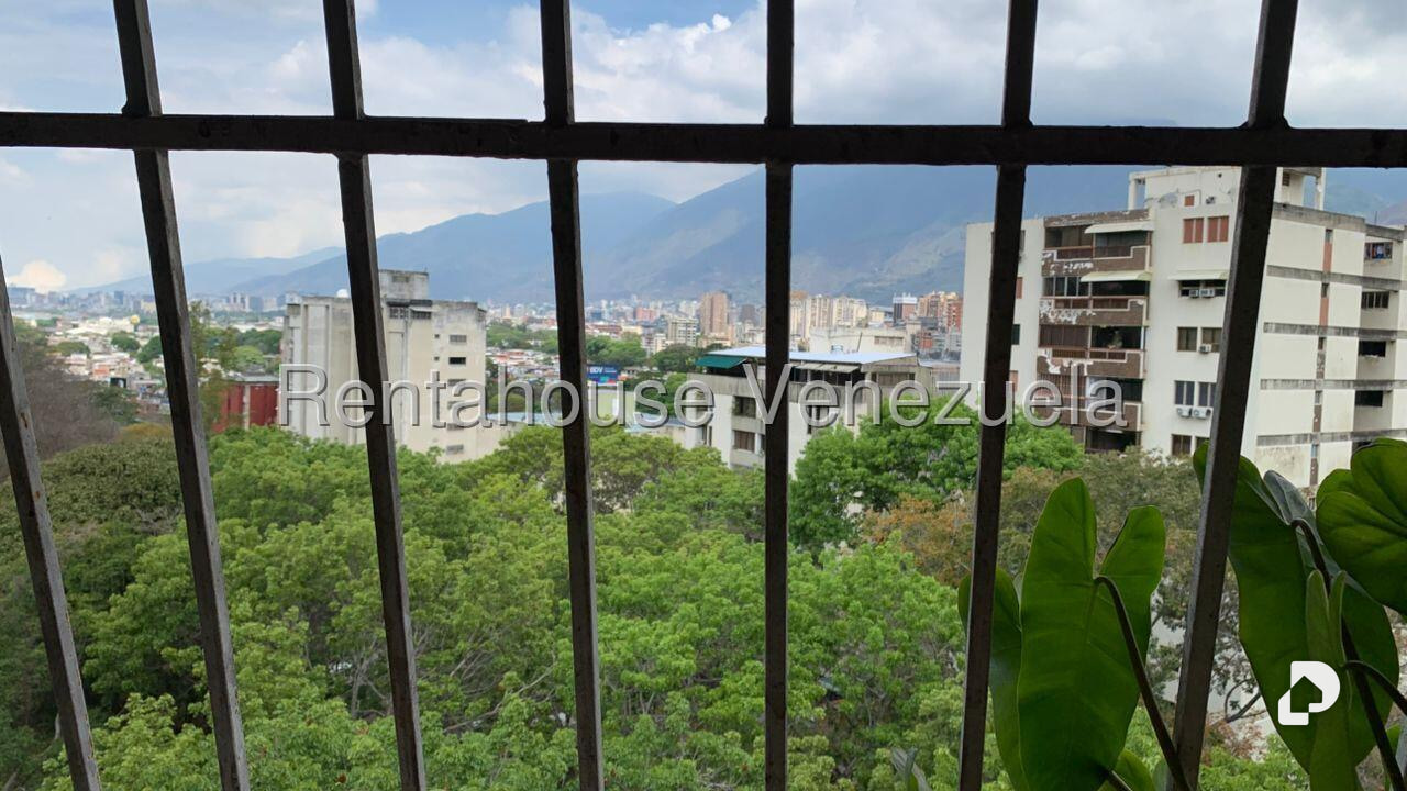 Apartamento en Colinas de La California, Caracas