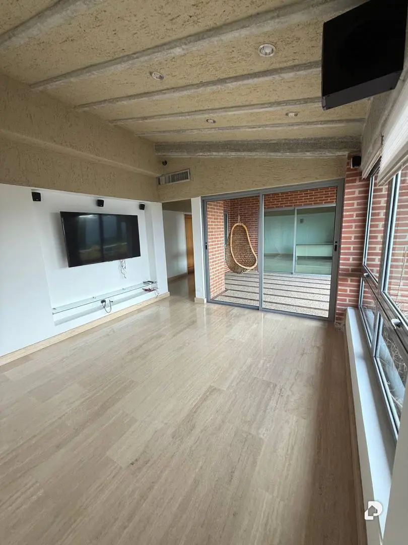 Apartamento en Oripoto, Caracas – 14