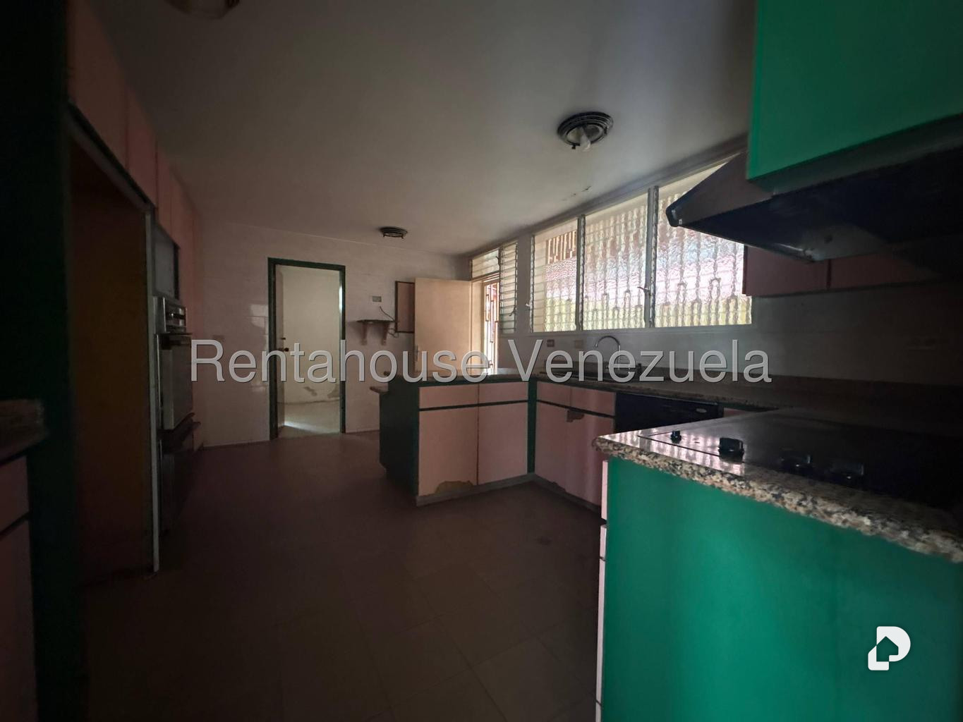 Casa en La Trinidad, Caracas – 7