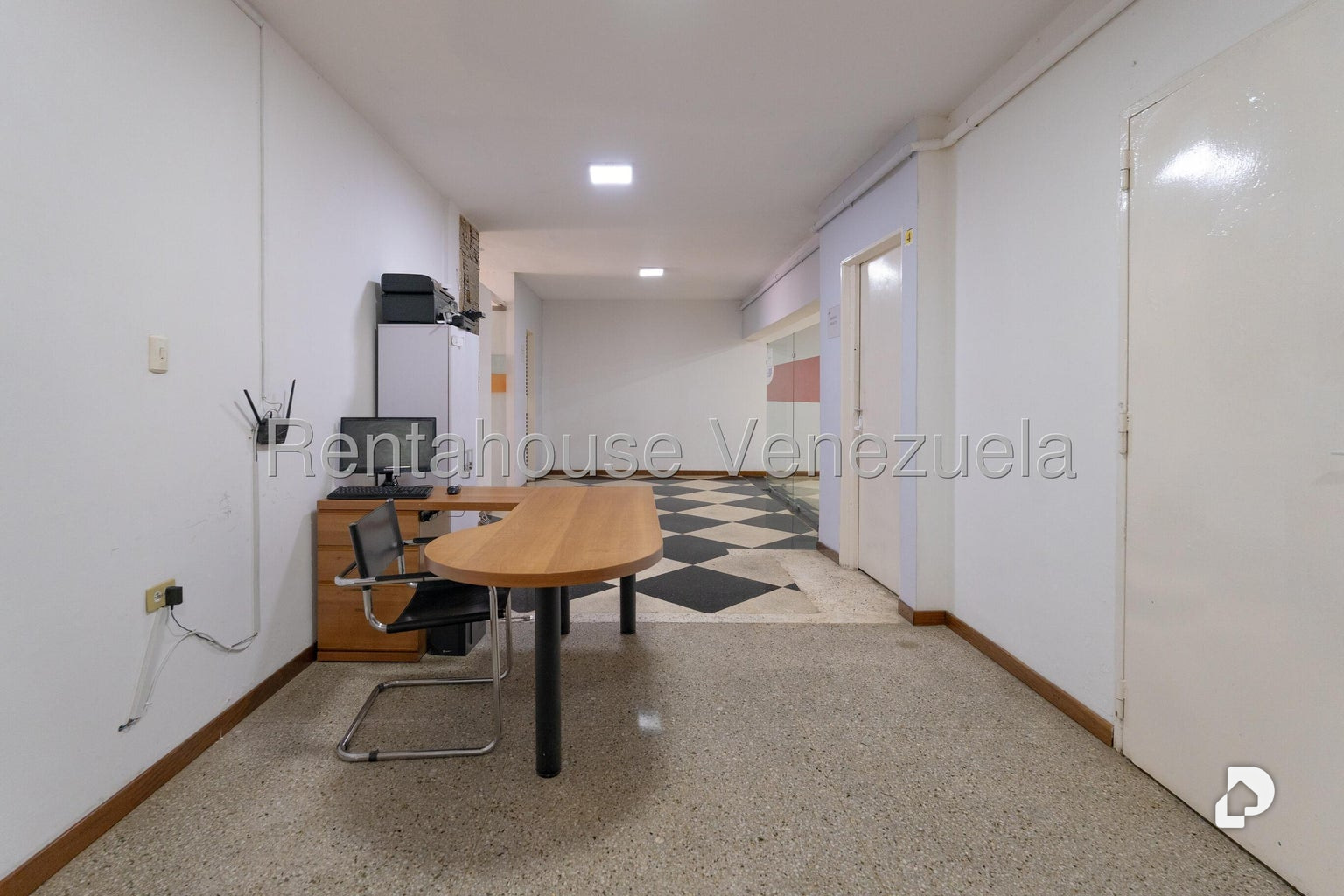 Local comercial en Chuao, Caracas