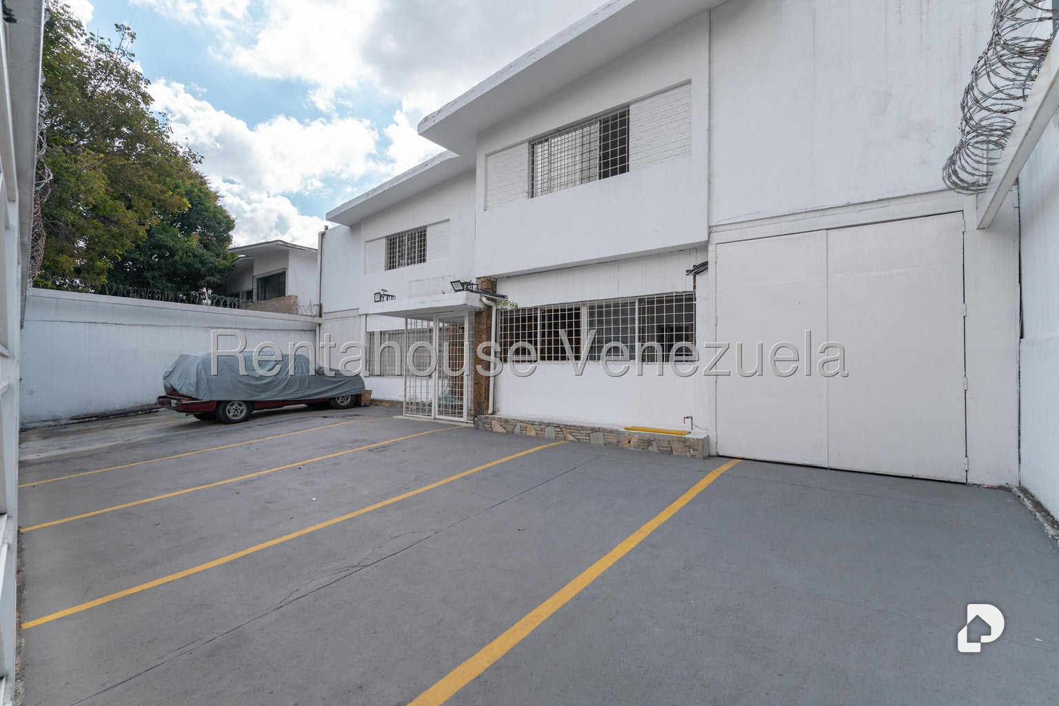 Local comercial en Chuao, Caracas