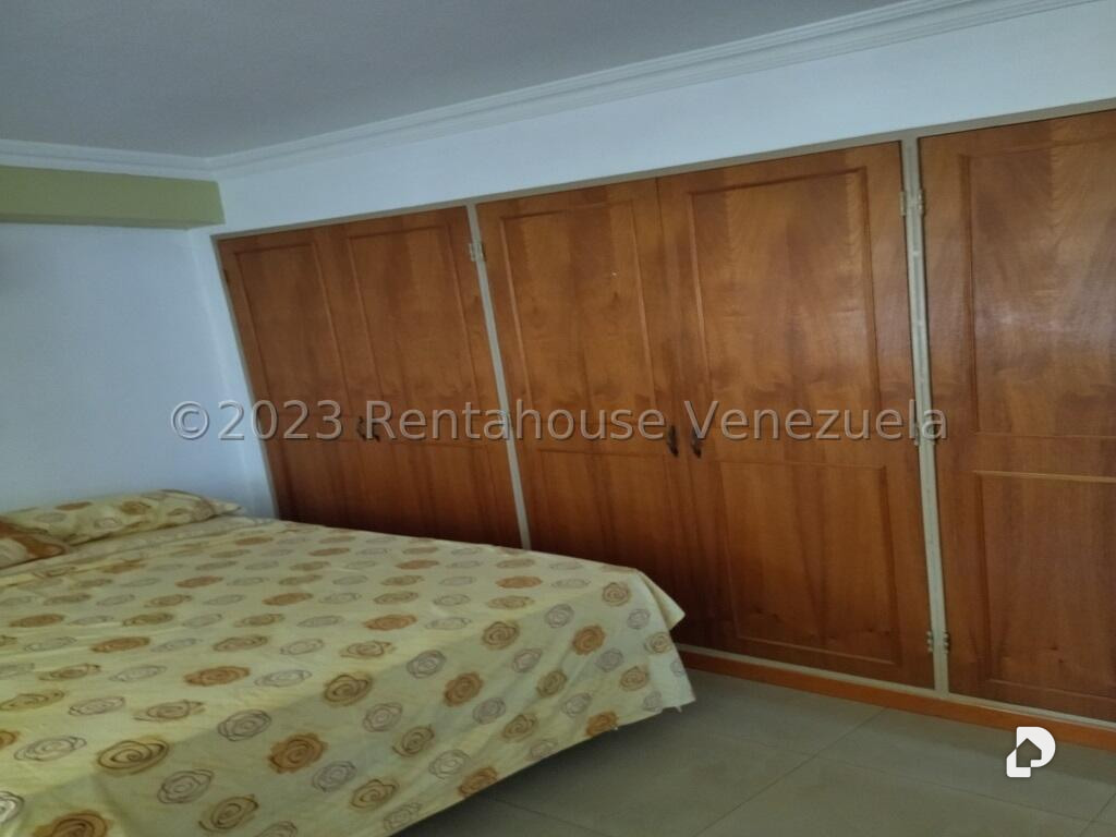 Apartamento en Los Rosales, Caracas – 23