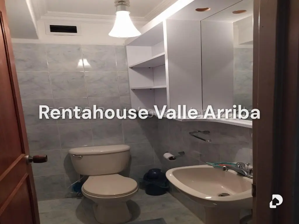Apartamento en Los Rosales, Caracas – 28