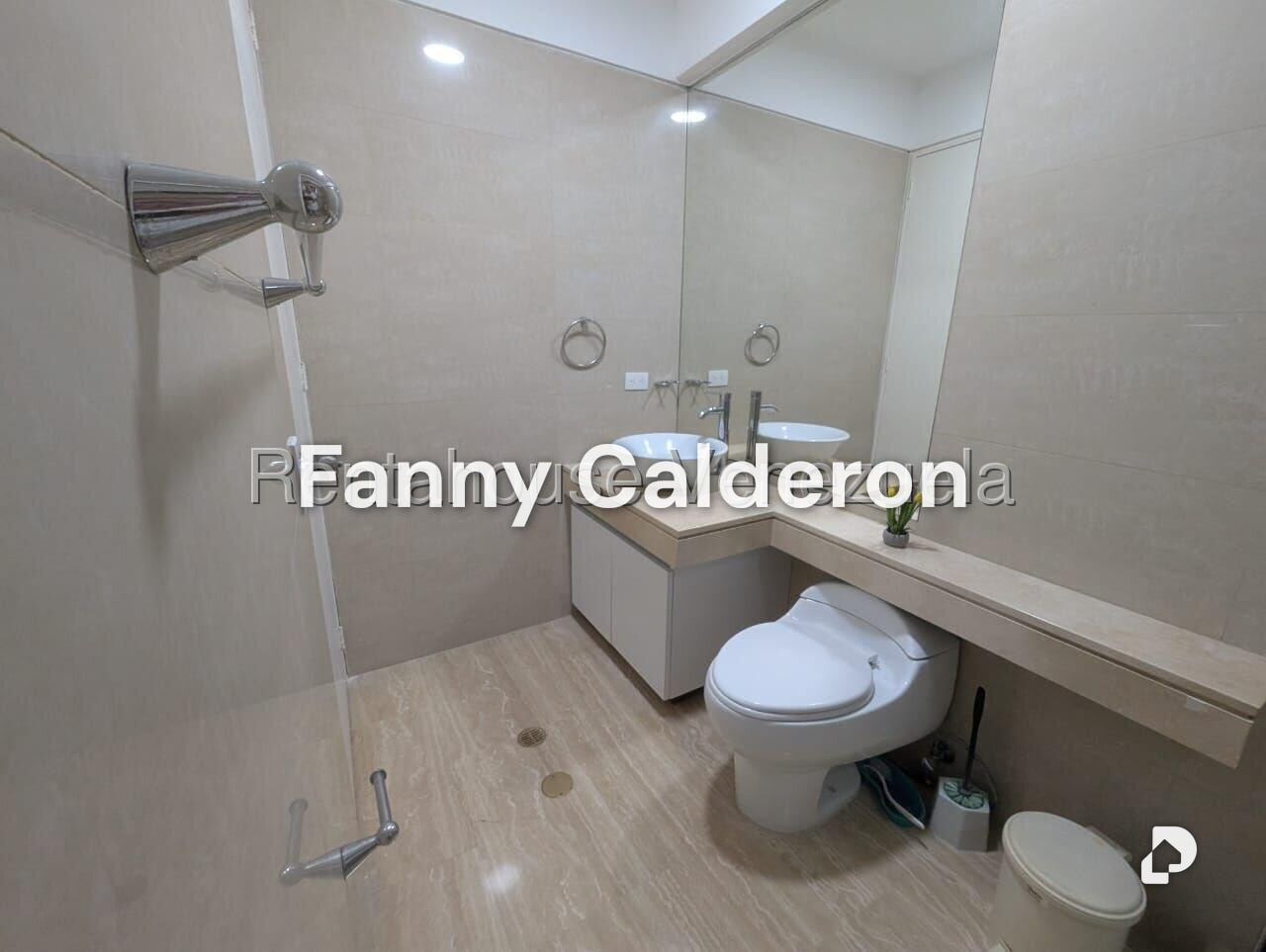 Apartamento en Campo Alegre, Caracas – 11