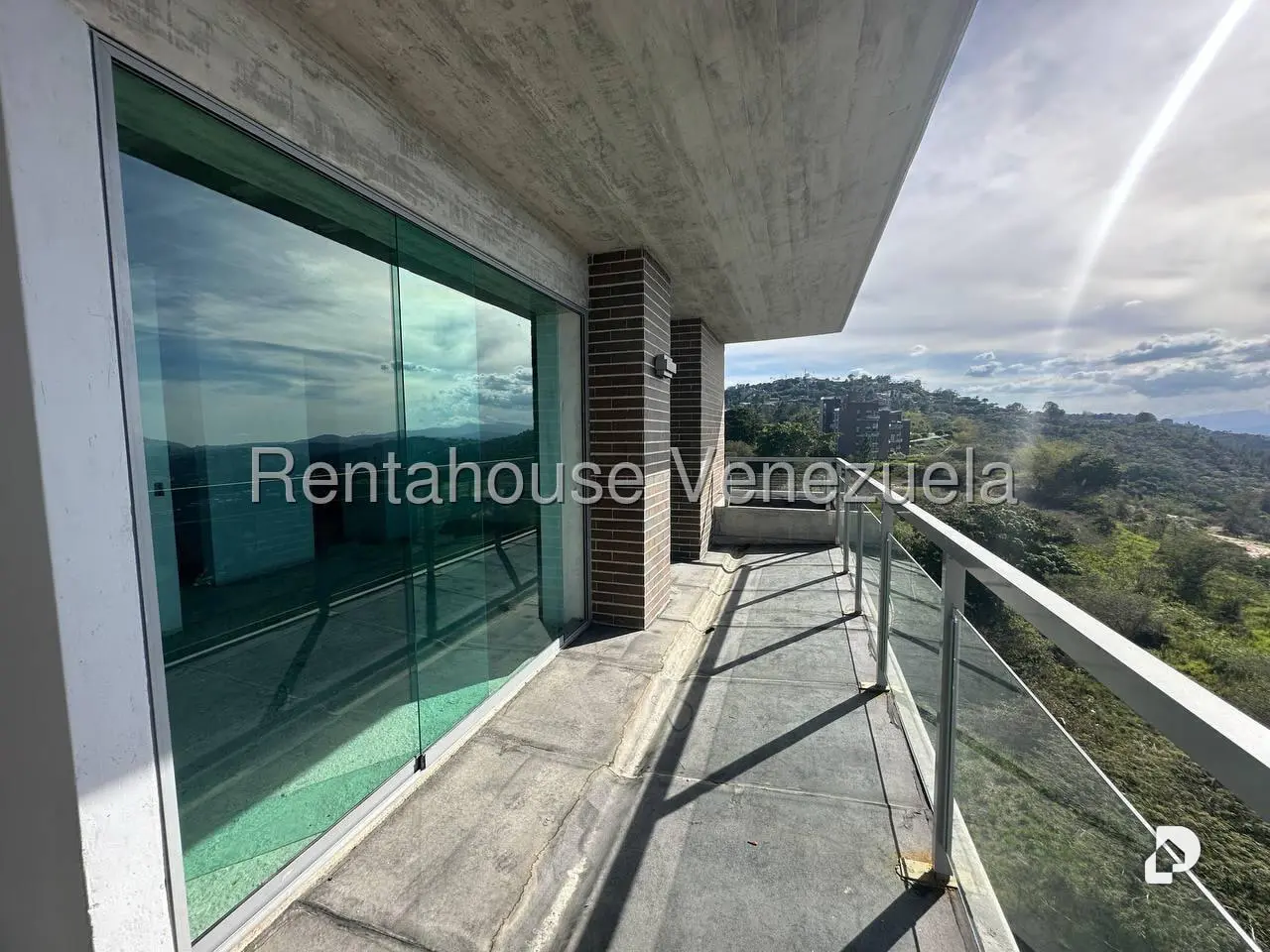 Apartamento en Alto Hatillo, Caracas – 17