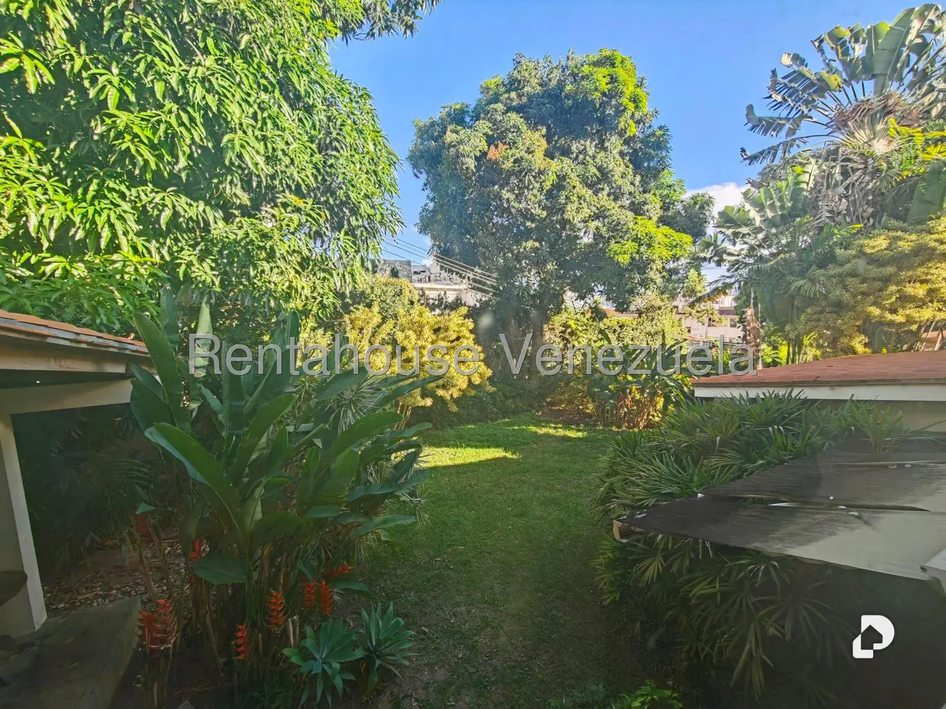 Casa en Alta Florida, Caracas – 13