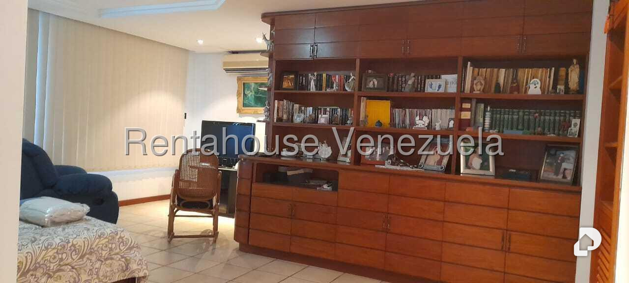 Penthouse en Miranda, Caracas – 13