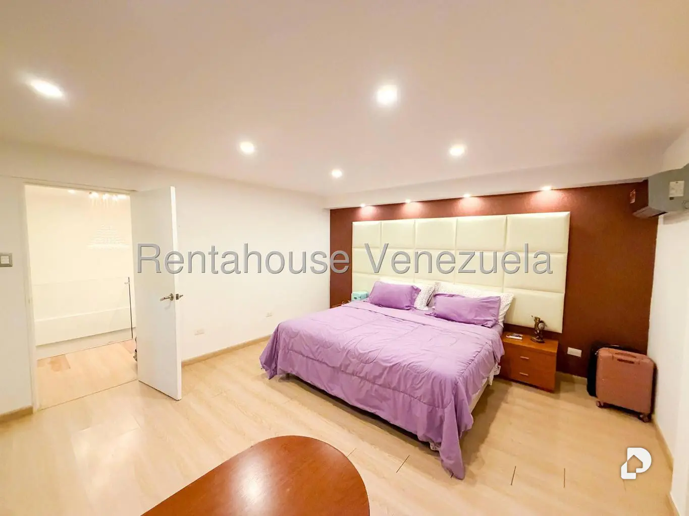 Casa en Santa Inés, Caracas – 21