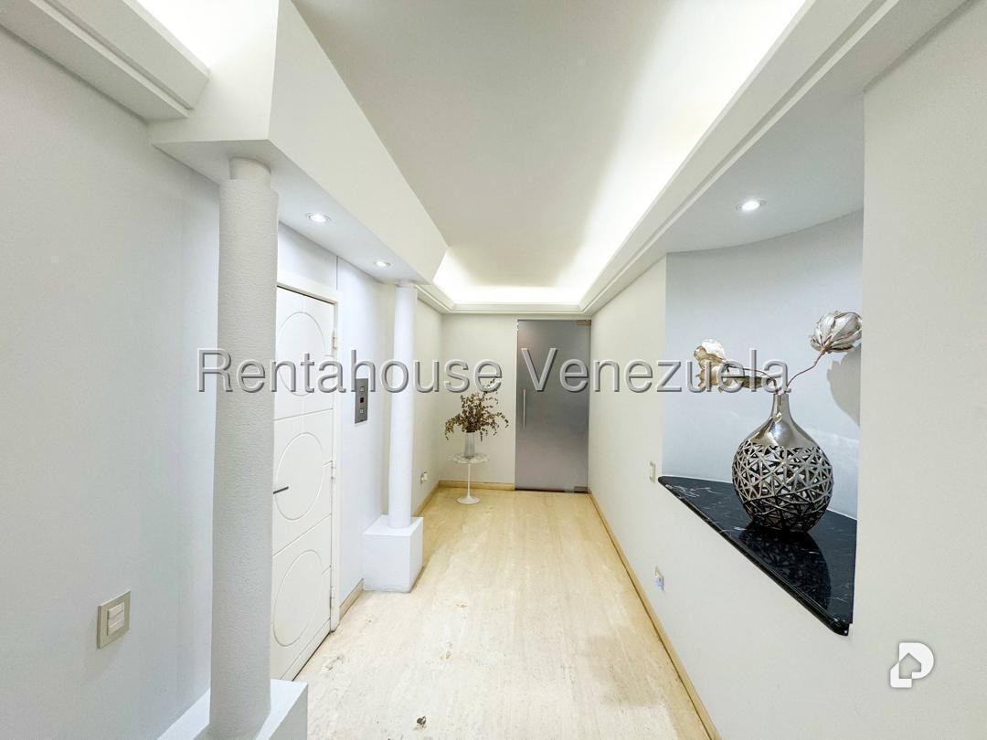 Apartment in Colinas de Valle Arriba, Caracas – 2