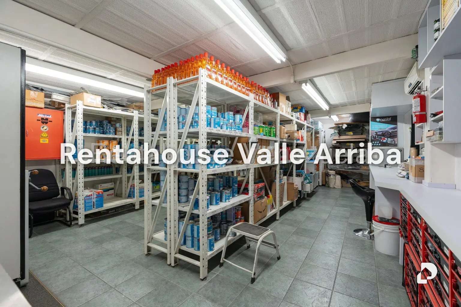 Local comercial en Los Chaguaramos, Caracas – 29