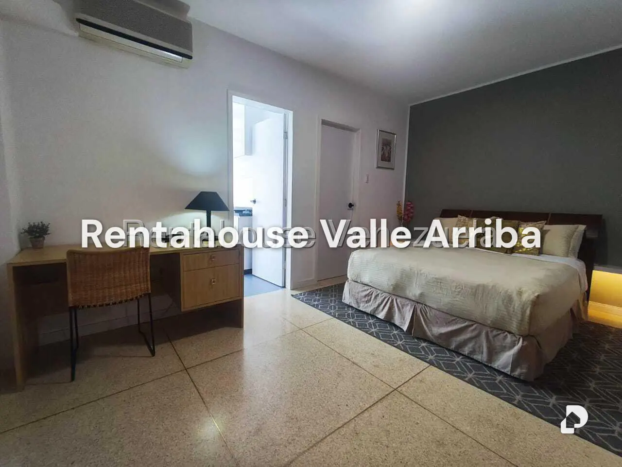 Apartamento en Los Palos Grandes, Caracas – 19