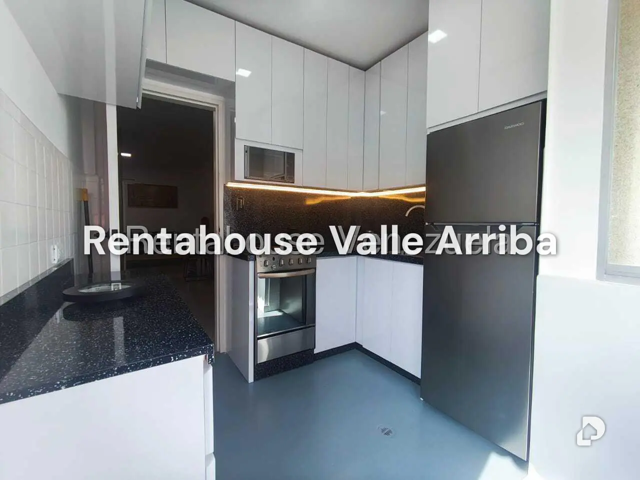 Apartamento en Los Palos Grandes, Caracas – 22