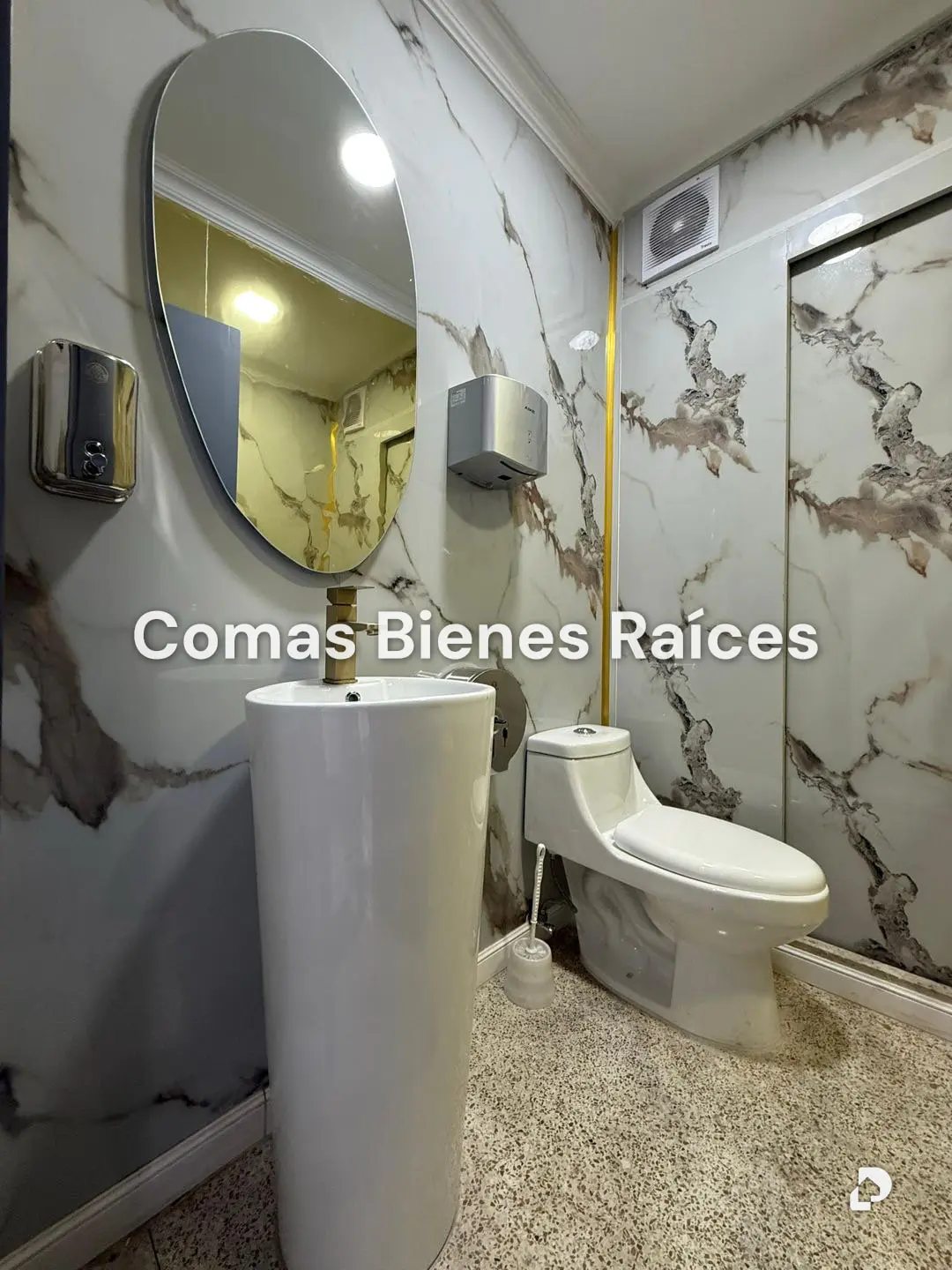House in San Román, Caracas – 9