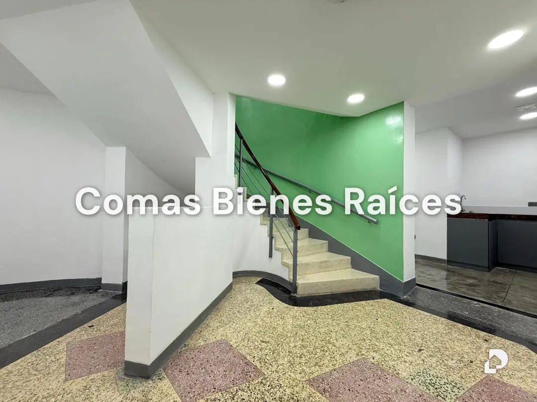 House in San Román, Caracas – 11