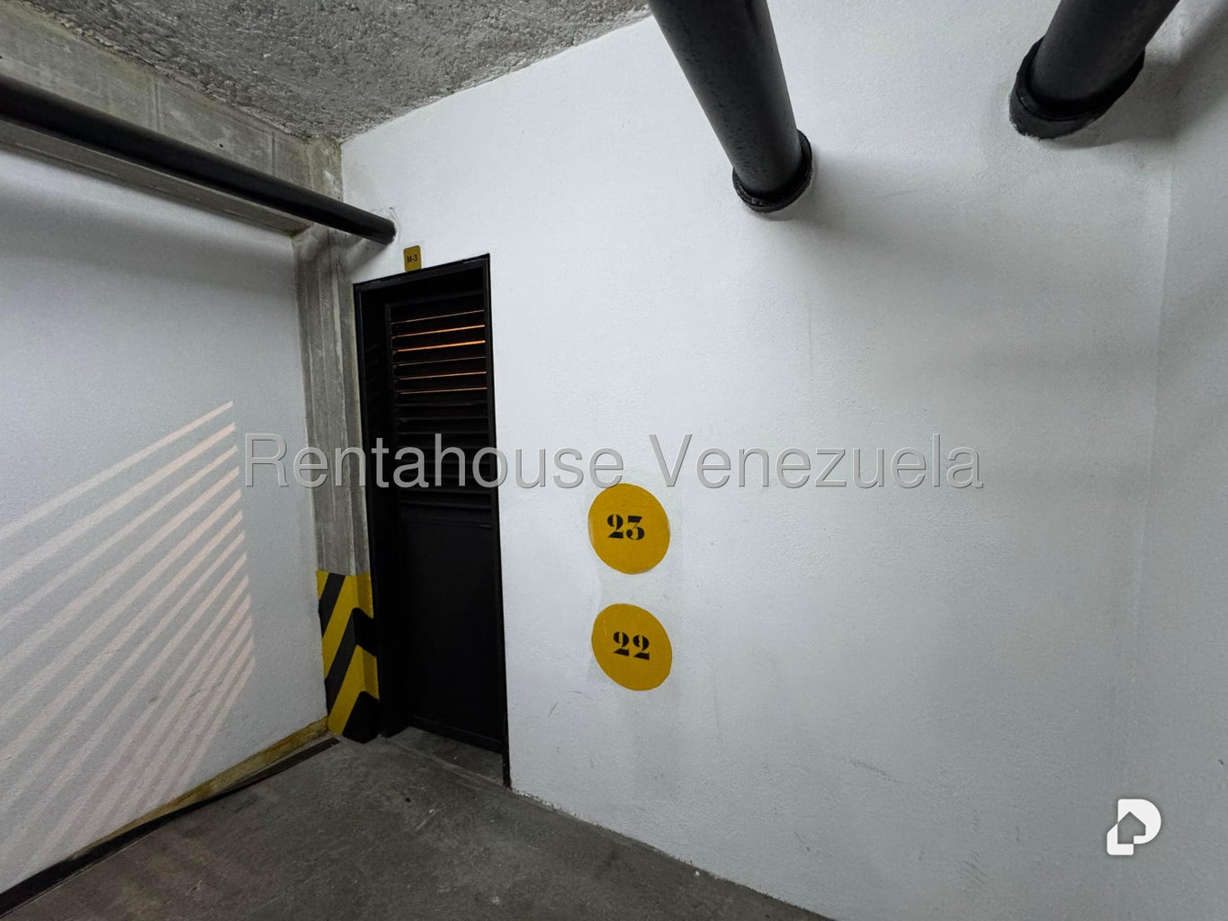 Apartamento en El Rosal, Caracas – 21