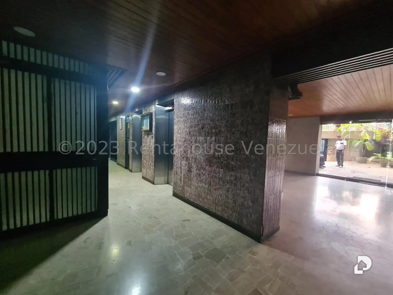Apartamento en San Bernardino, Caracas – 27