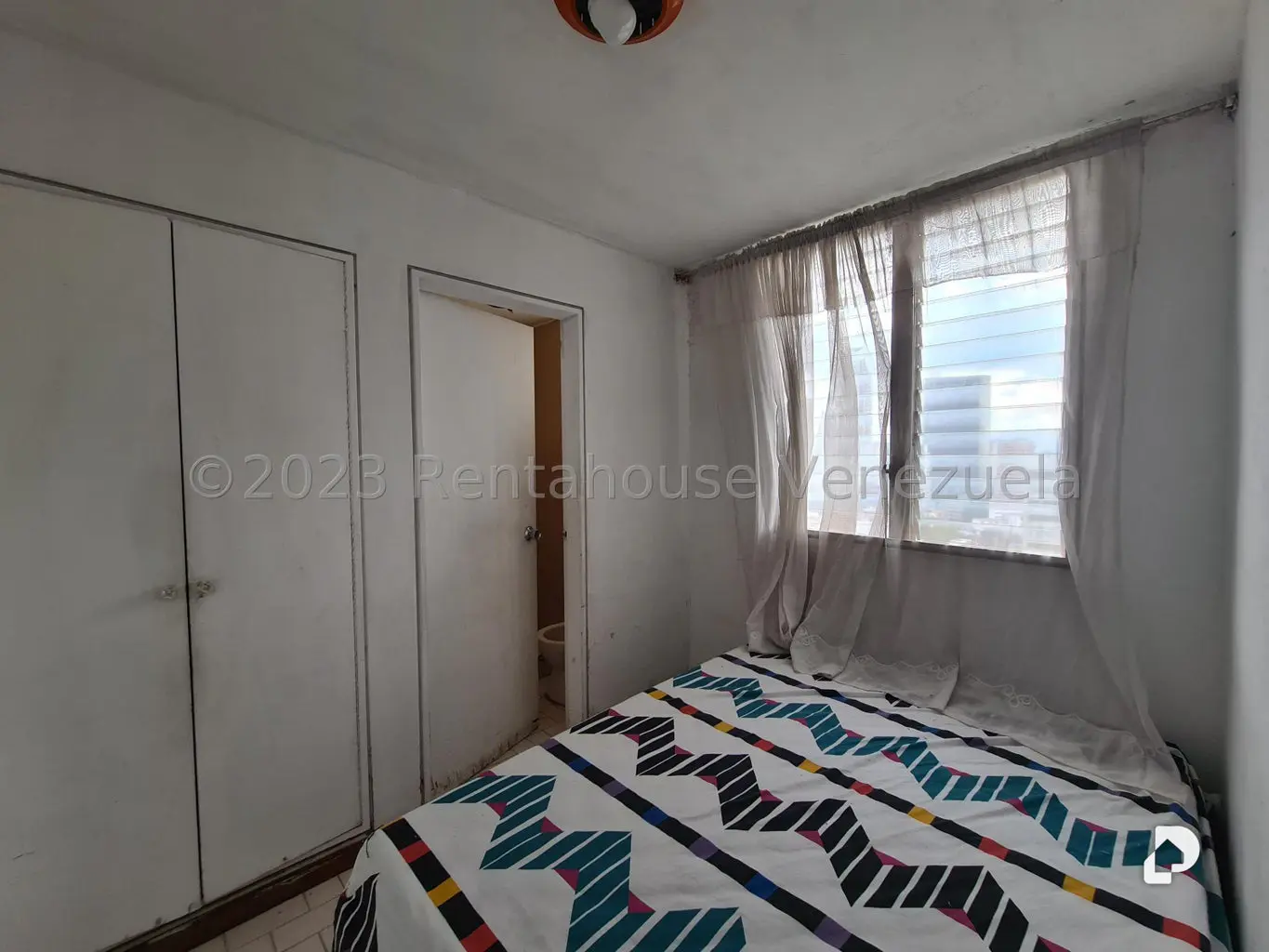 Apartamento en San Bernardino, Caracas – 24