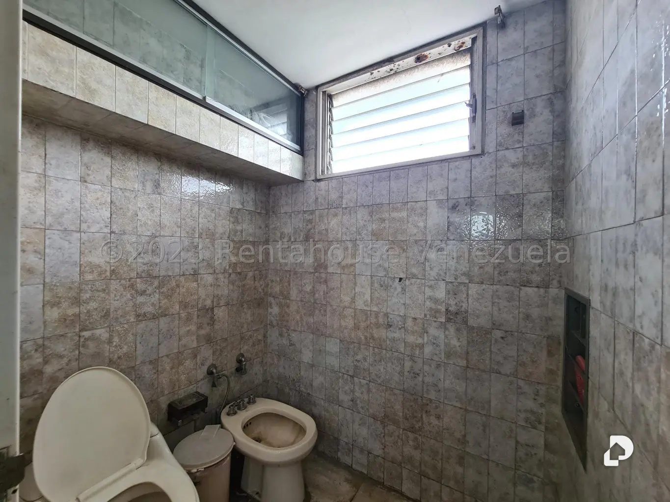 Apartamento en San Bernardino, Caracas – 22