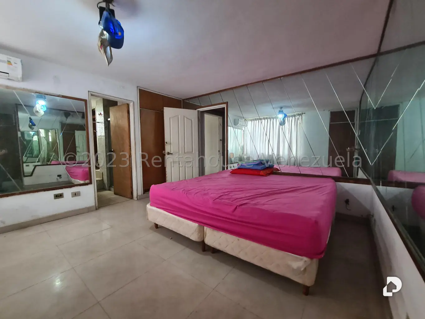 Apartamento en San Bernardino, Caracas – 20
