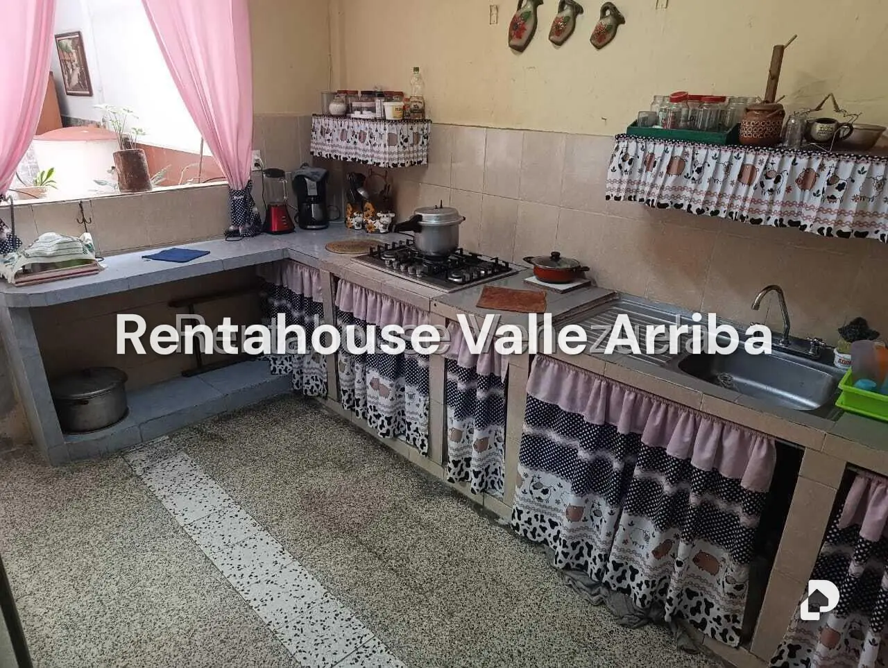 House in Catia, Caracas – 18